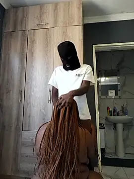 SWEETDOLLY29XX live sex cam