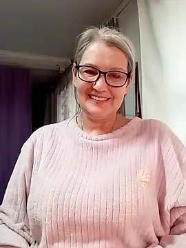 irinamaux live sex cam