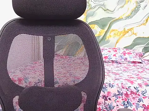 bold-smirthii's cam snapshot