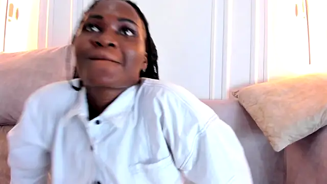 Nahomi_Williams_ live sex cam