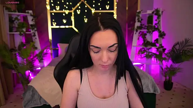 Effie_luvv's cam snapshot