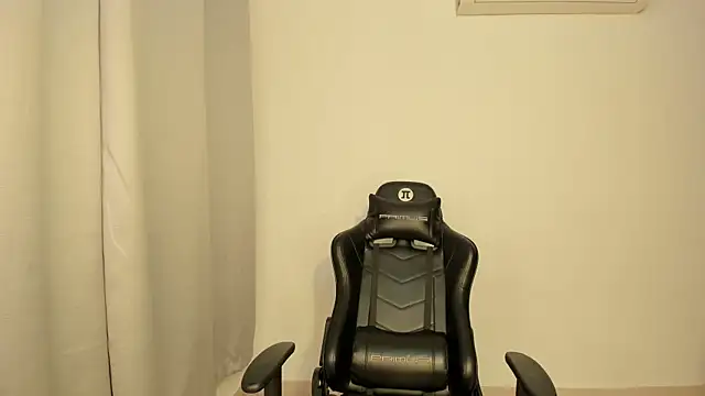 aishaa_boobs's cam snapshot