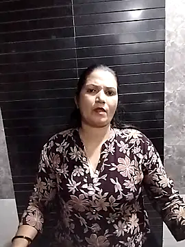 Loveina_horny's cam snapshot