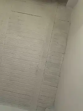 aly_golden_ live sex cam