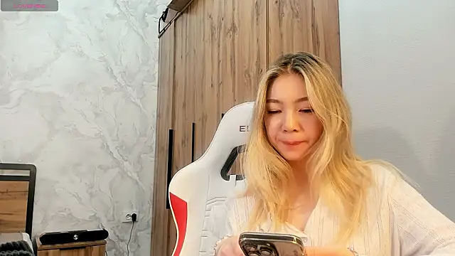 Babby_Rabbit's cam snapshot