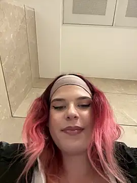 RiriRoseey live sex cam