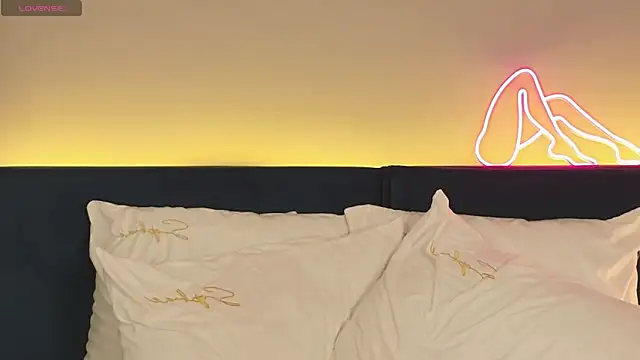 AdaSedona's cam snapshot