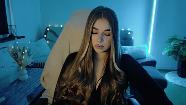 _your_Tessa_'s cam snapshot