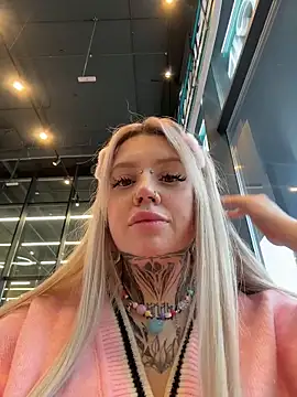 Chiibi's cam snapshot