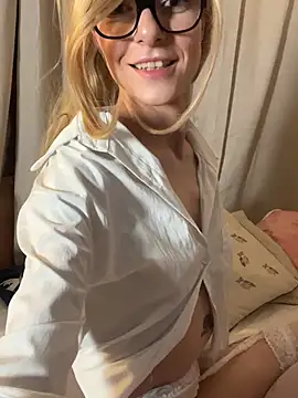 Olivia-Brooks's cam snapshot