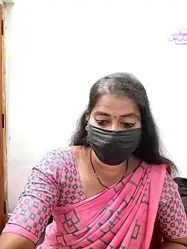 tamil_Sigappu_Roja's cam snapshot