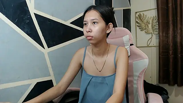 Charming_lexi's cam snapshot