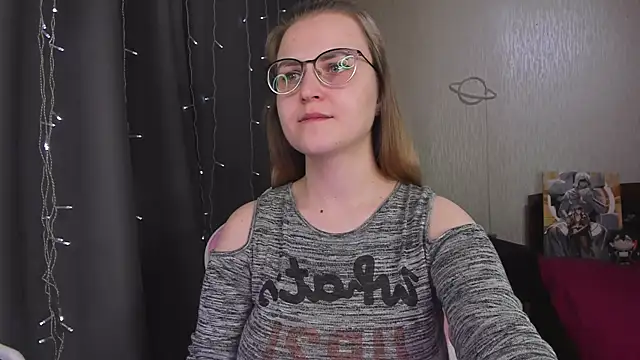 MissBrightShine's cam snapshot