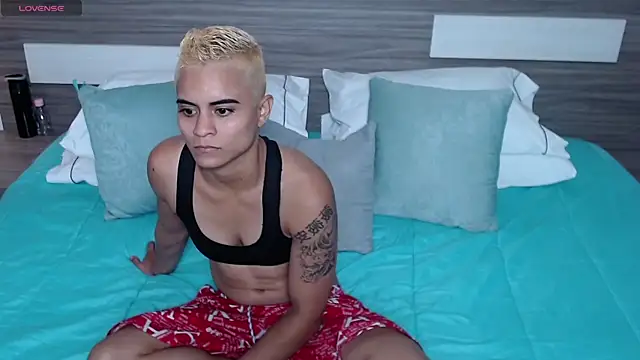 Liiamthompson live sex cam