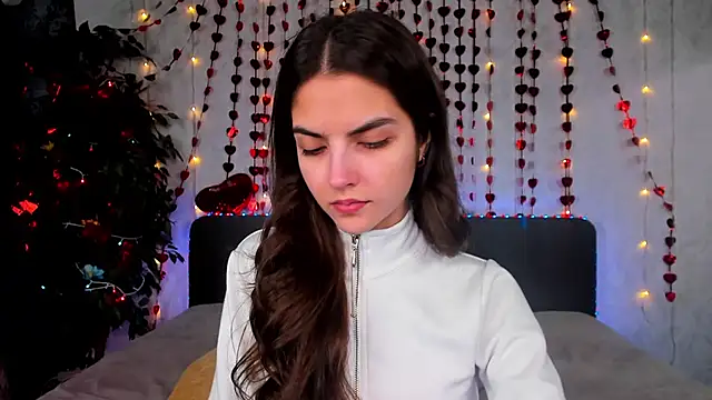 Milana_Crystal_ live sex cam