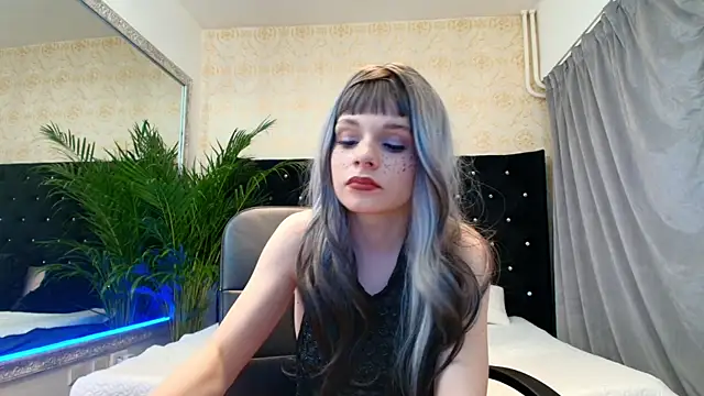 PollySunrise's cam snapshot