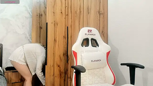 Babby_Rabbit's cam snapshot