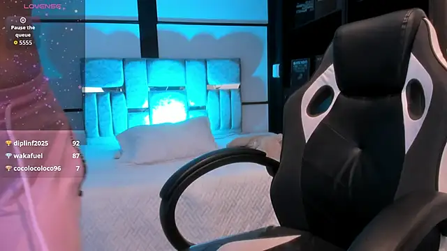 SamaraAnders_'s cam snapshot