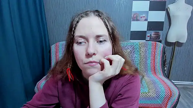 pa1e_pr1ncess's cam snapshot