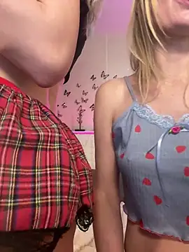 SweetCupcaks live sex cam