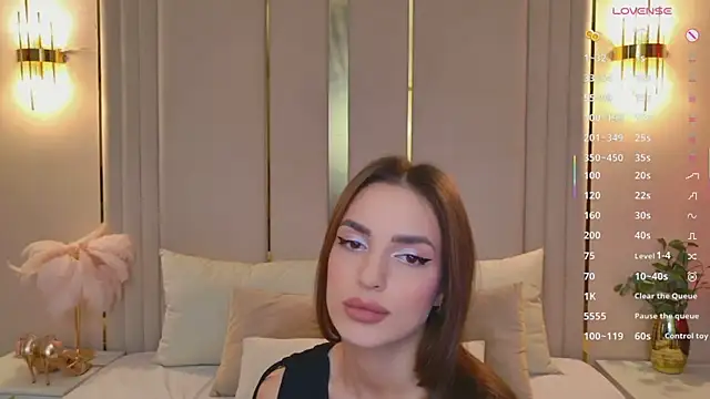 BellaHalles live sex cam