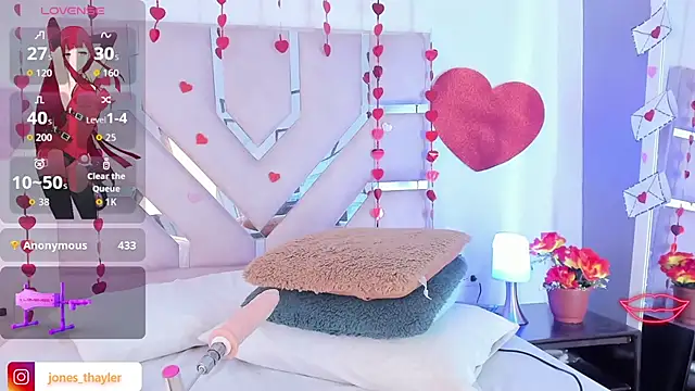 Thayler_jones live sex cam