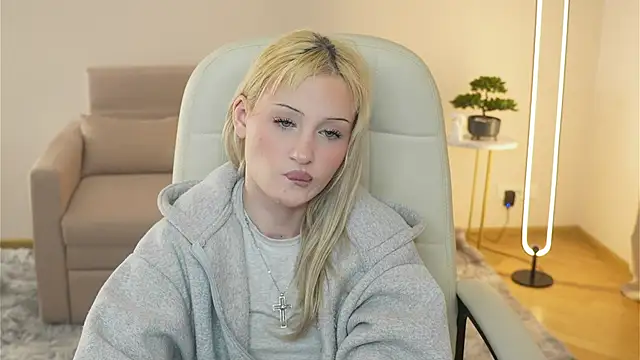 LolaStusse's cam snapshot