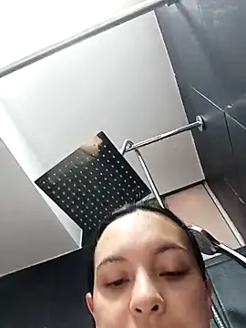 MiaStarts's cam snapshot