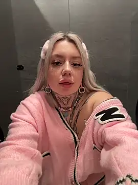 Chiibi's cam snapshot