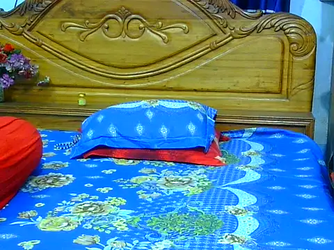 Horny_Doll24's cam snapshot