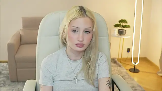 LolaStusse's cam snapshot