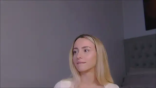 AlexisWhit's cam snapshot