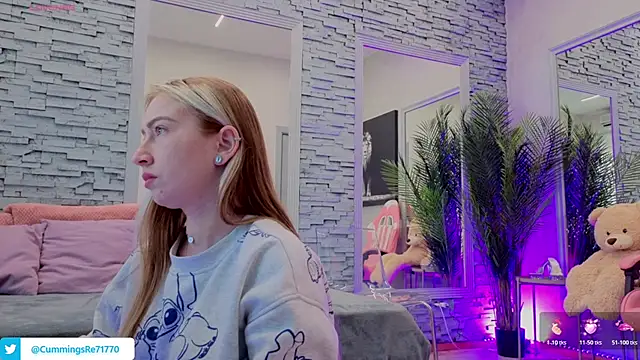 Reina_Cummings's cam snapshot