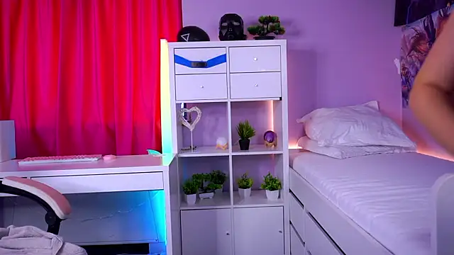 MistyReeds's cam snapshot