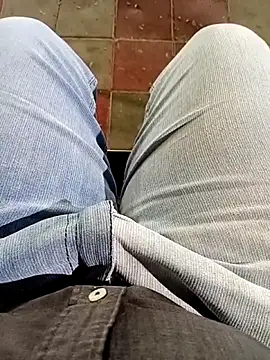 Horny-boyyy live sex cam