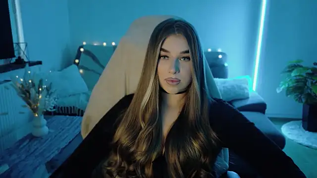 _your_Tessa_'s cam snapshot