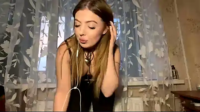 LeahSablea's cam snapshot