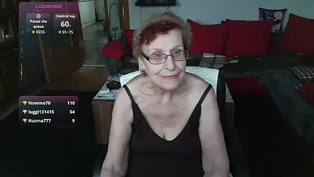 HeisseomaOriginal live sex cam