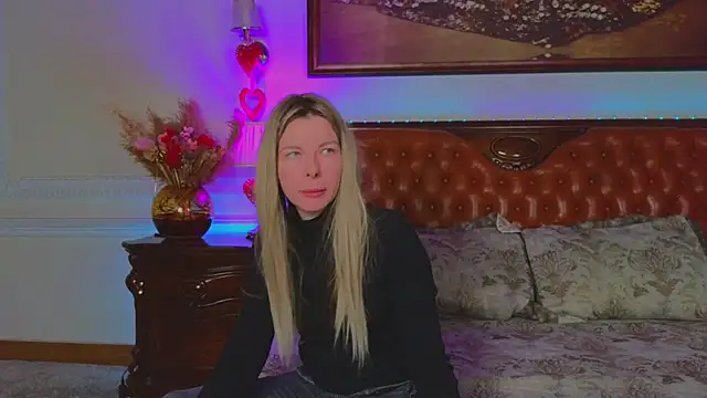 Real_Tini live sex cam