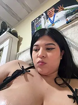 Vliacoooper2 live sex cam