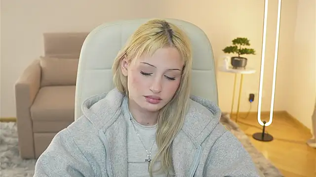 LolaStusse's cam snapshot