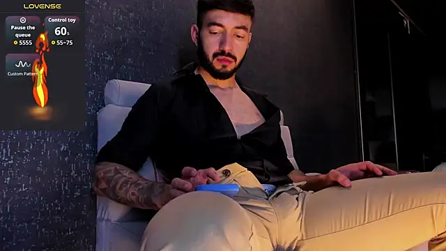 MarkWalker__ live sex cam