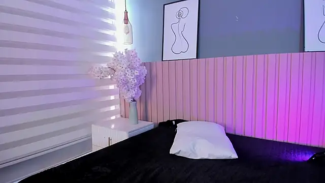 karo_linee1 live sex cam