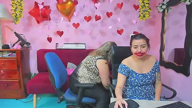 lesbiancuple live sex cam