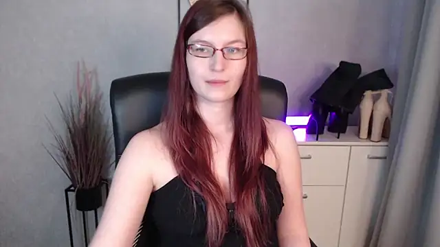 emmaxDelight's cam snapshot