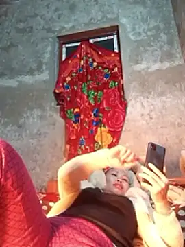 Maikha08 live sex cam