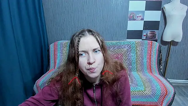 pa1e_pr1ncess's cam snapshot