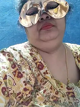 tamilthanushri live sex cam