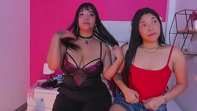 TwoForyouX live sex cam