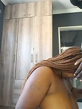 SWEETDOLLY29XX's cam snapshot